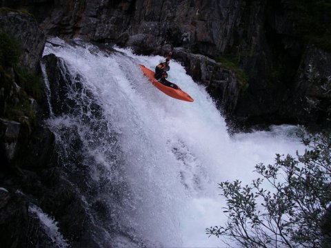 Norvegia: fiume Grovu